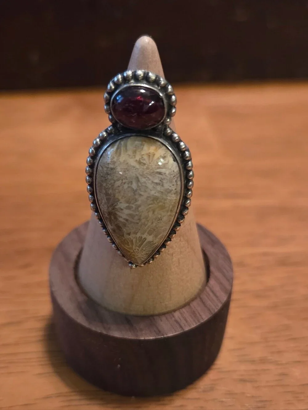 Sterling Silver Beige Fossil & Garnet Teardrop Statement Ring